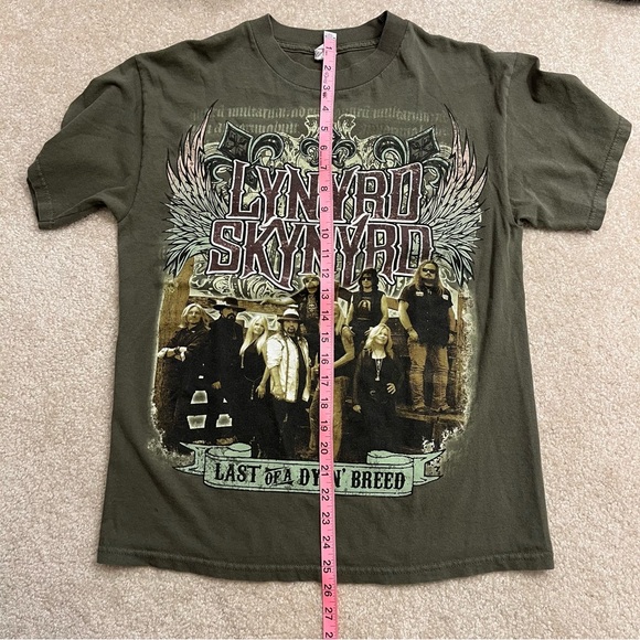 Lynyrd Skynyrd Shirt Mens Medium Green Concert Band Last of a Dyin Breed Tour - Picture 8 of 9